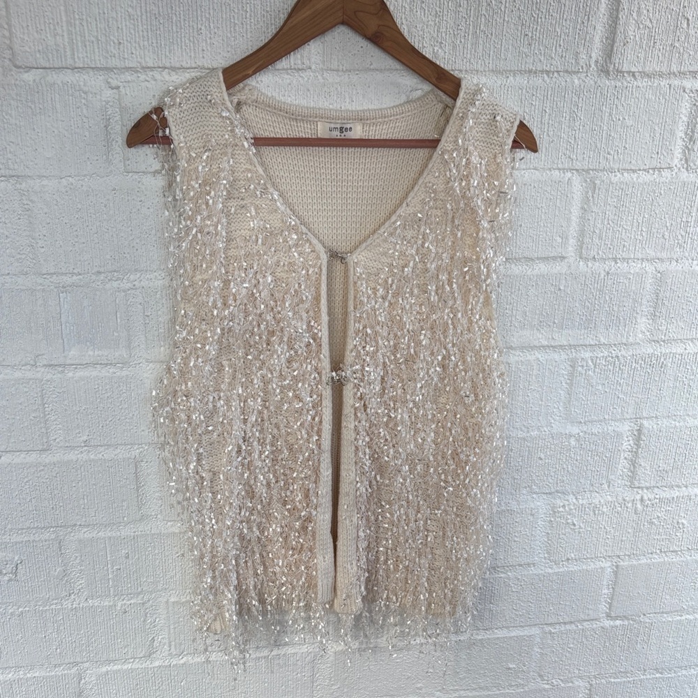 Umgee Knit Fringe Cream Sweater Vest sz S